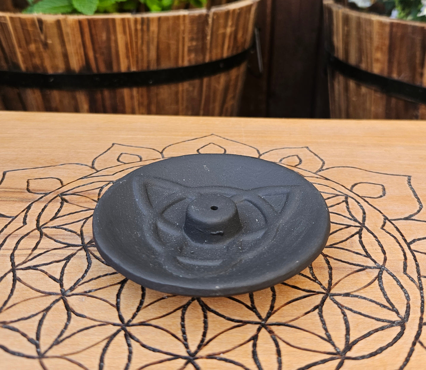 #bs049 Terracotta Triquetra Incense Holder