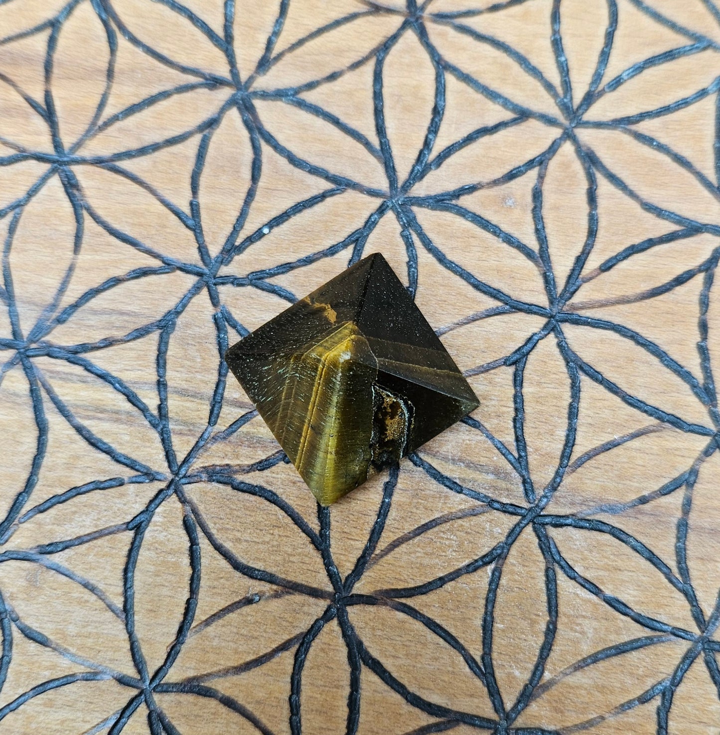 #Car25001 - Tigers Eye Carved Pyramid