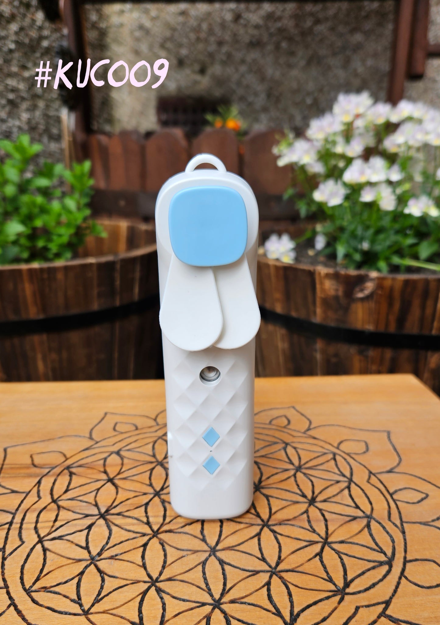 HydroFan - Blue - New and Boxed