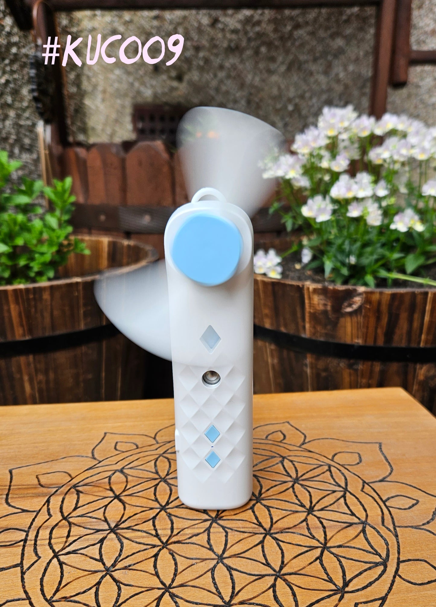 HydroFan - Blue - New and Boxed