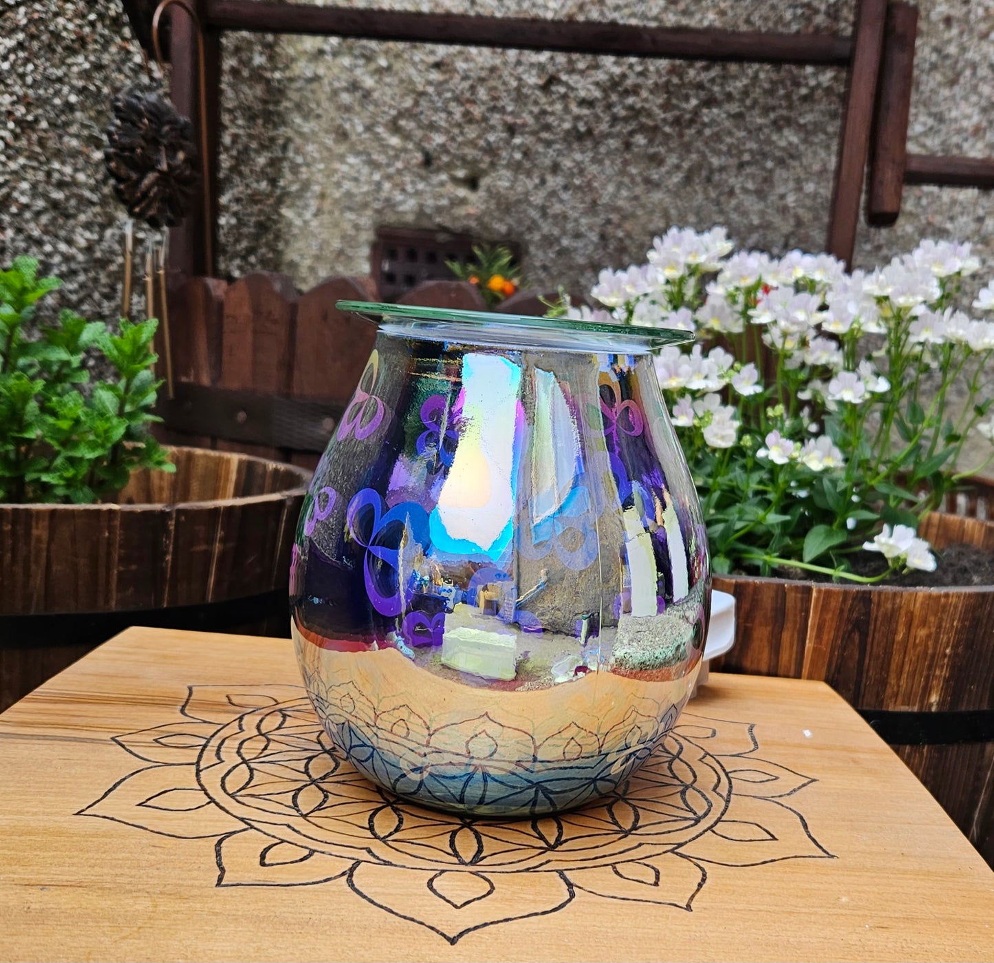 #KUC026 Holographic Oil Burner