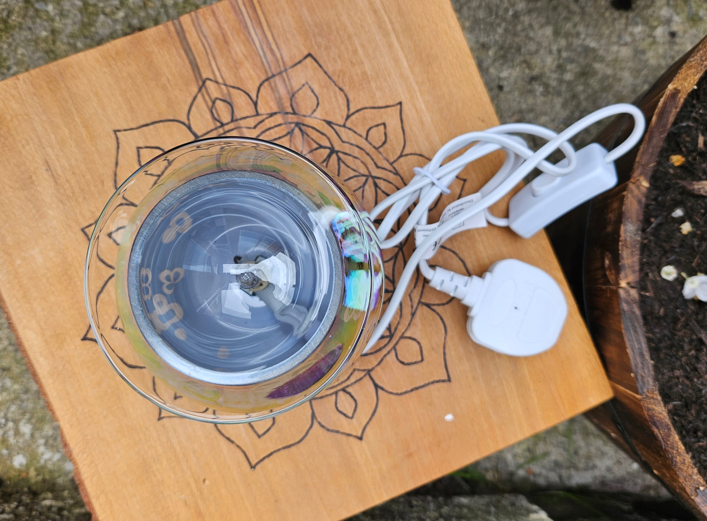 #KUC026 Holographic Oil Burner