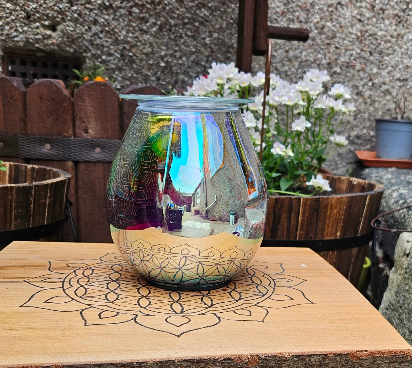 #KUC028 Holographic Oil Burner