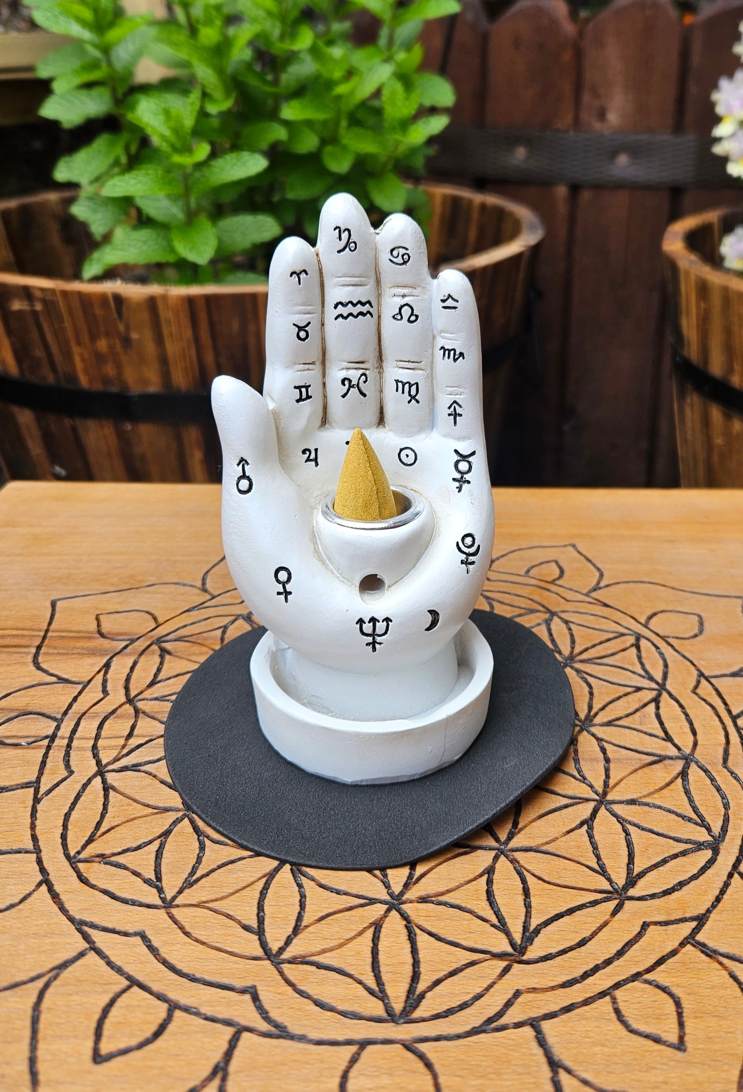 Nemesis Now ~ Palmistry Backflow / Incense Holder ~ White