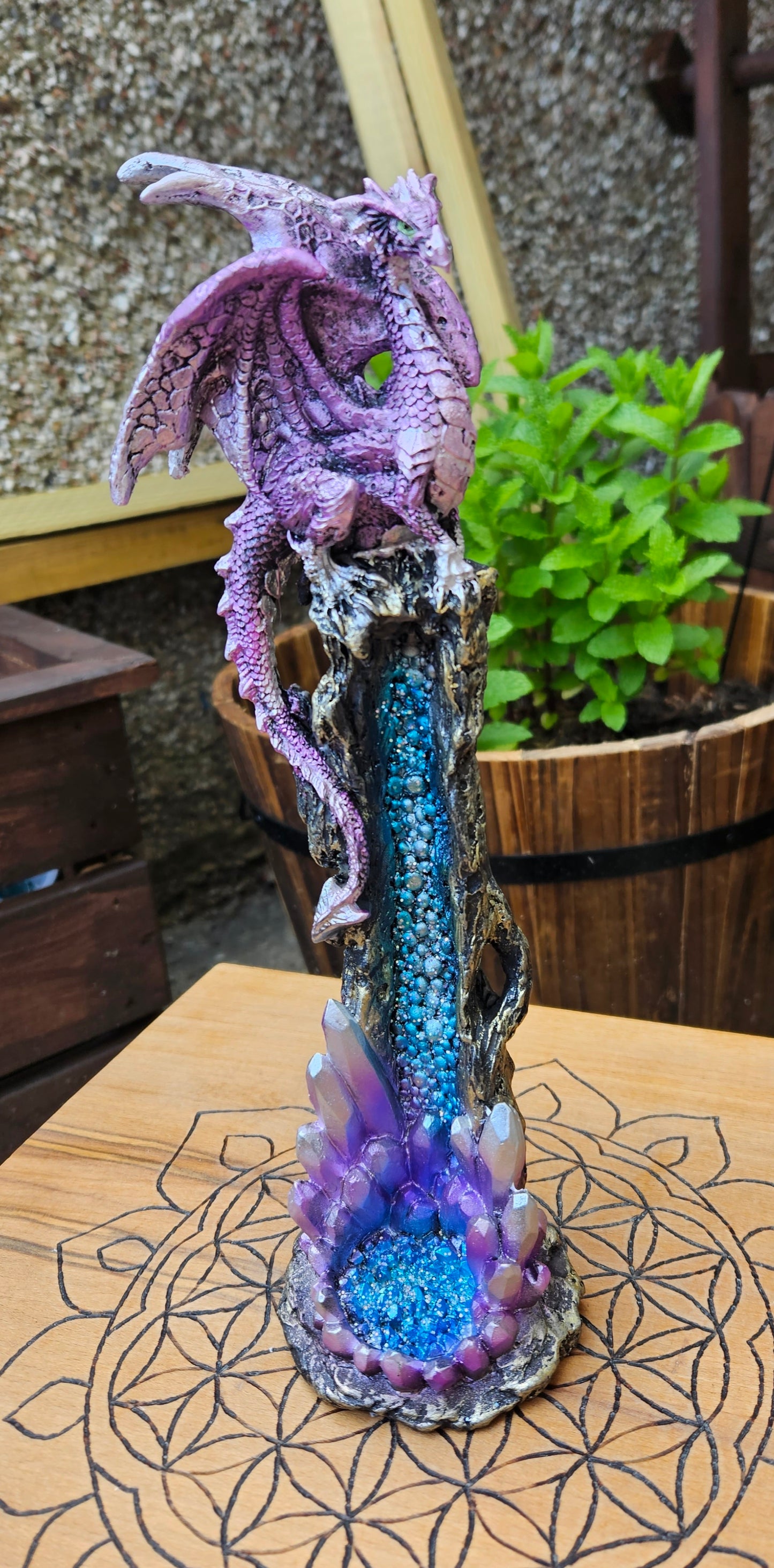 Nemesis Now ~ Mythic Crystal Incense Holder