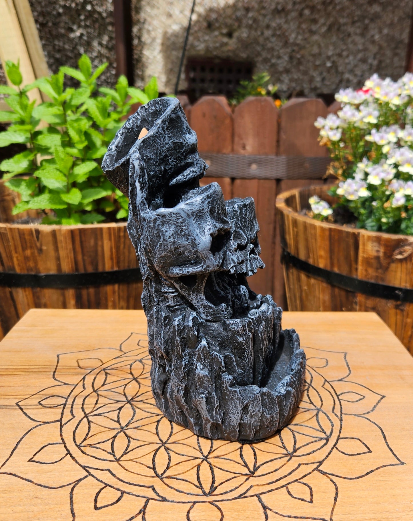Nemesis Now ~ Skull Backflow Incense Tower ~ New and Boxed