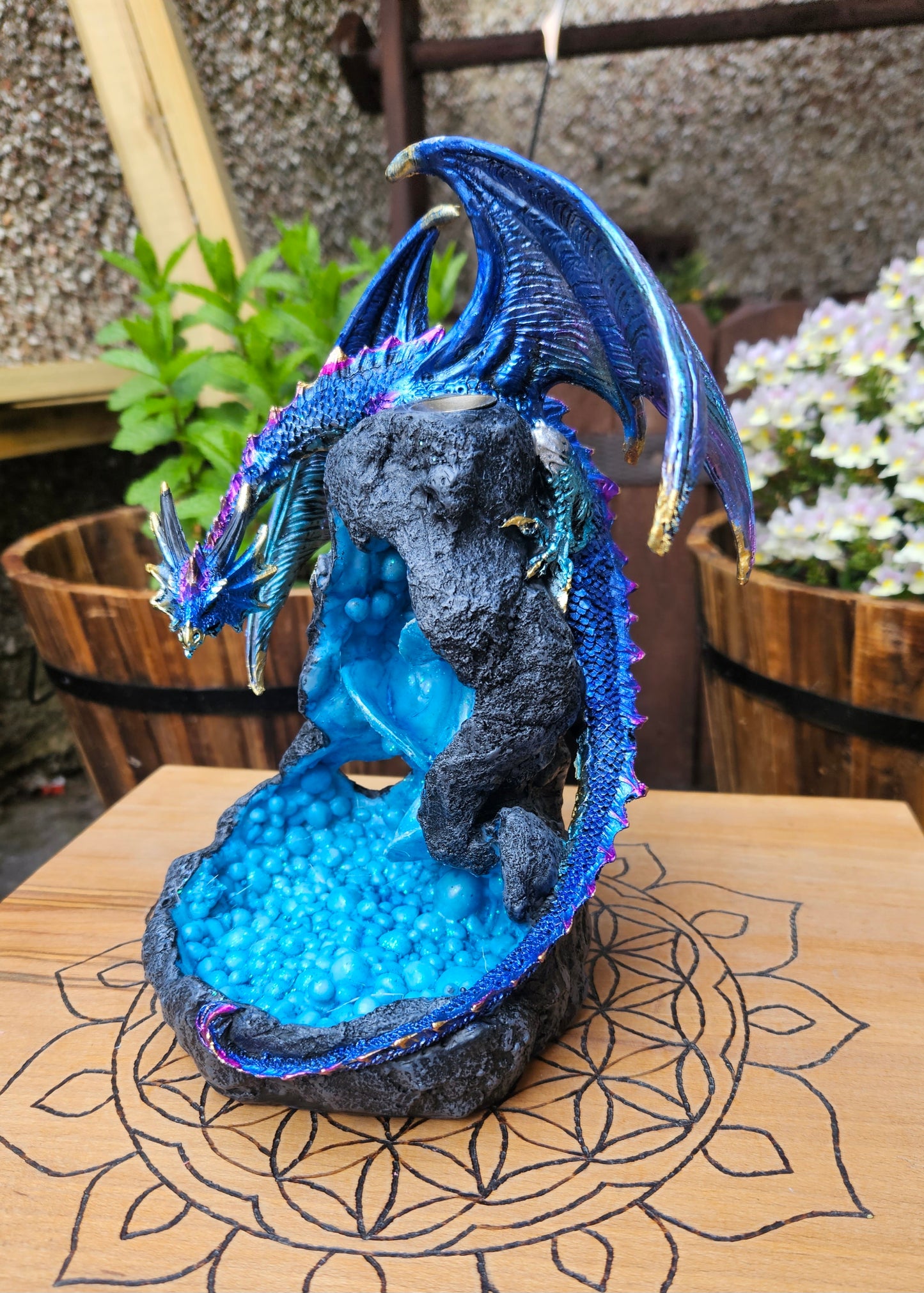Nemesis Now ~ Dragons Intrigue Backflow ~ New and Boxed
