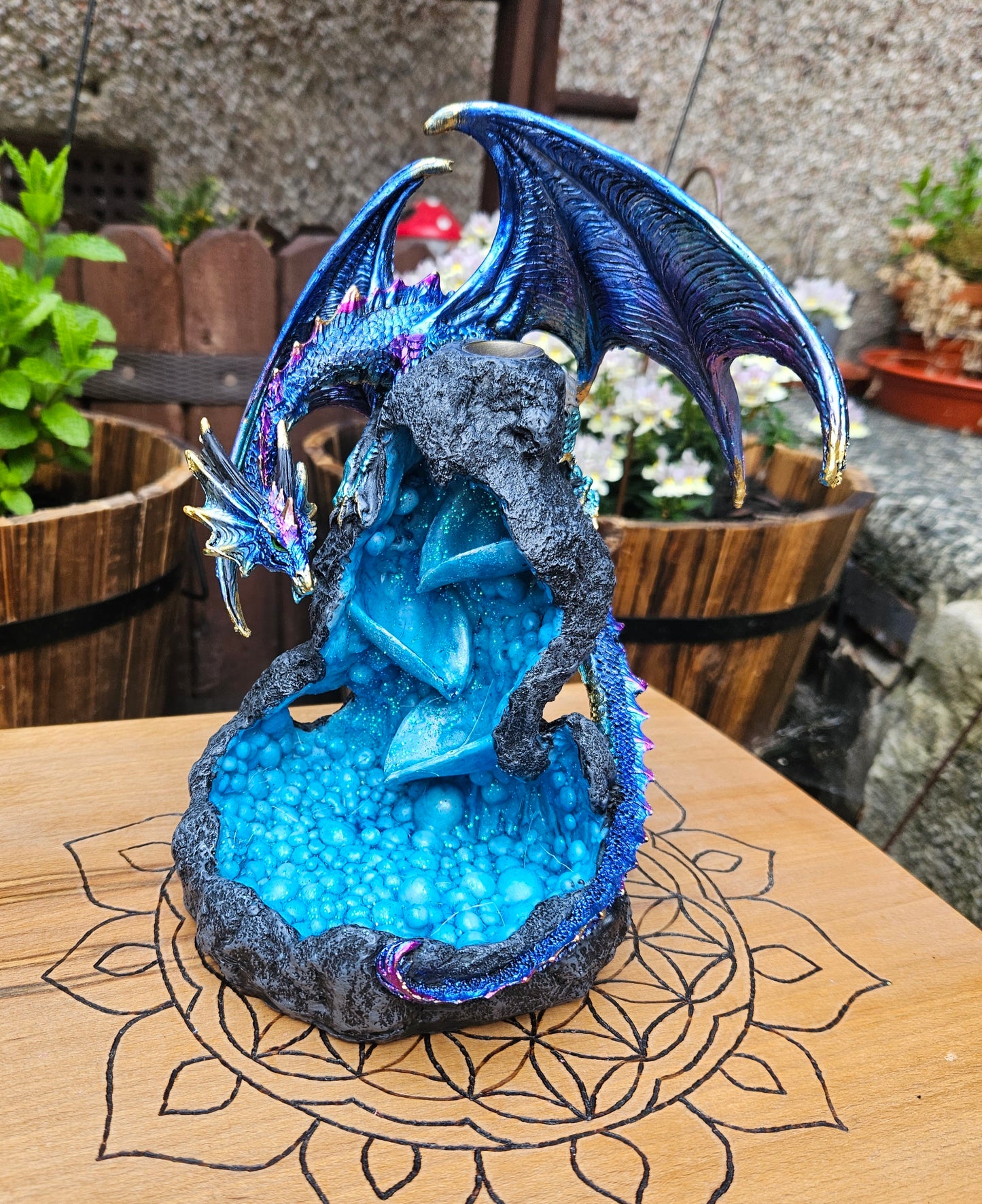 Nemesis Now ~ Dragons Intrigue Backflow ~ New and Boxed