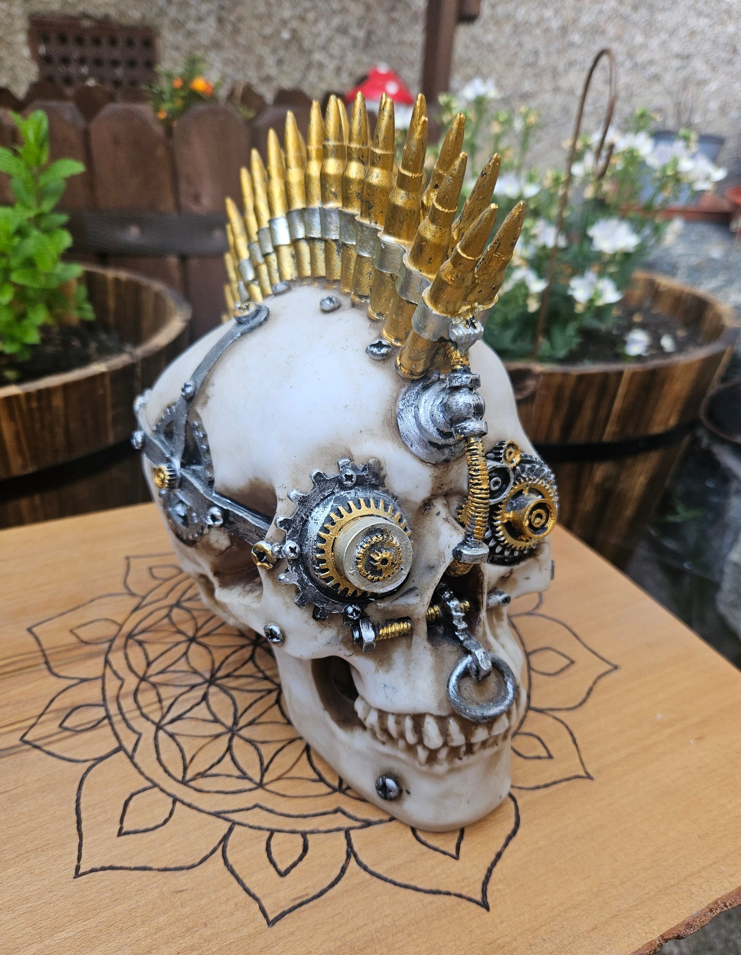Bullet Skull Ornament - Nemesis Now - Ex Display