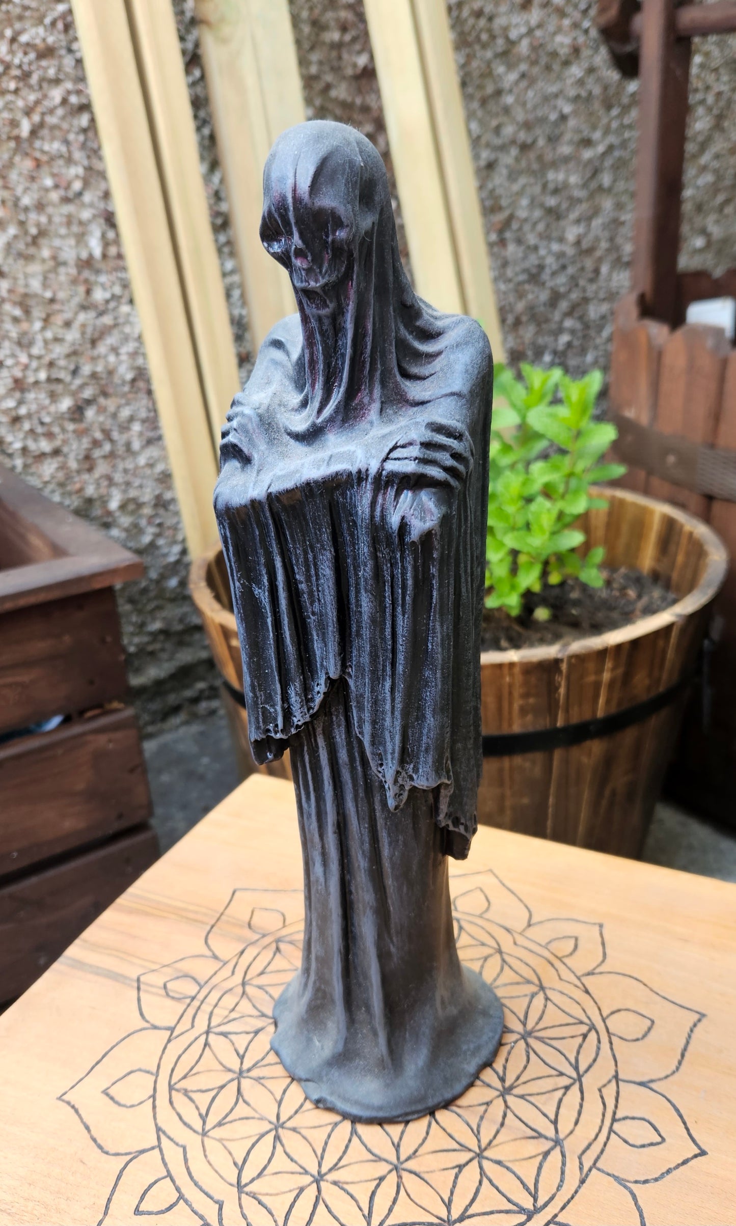 Haunting Visage - Nemesis Now - EX Display (No Box)