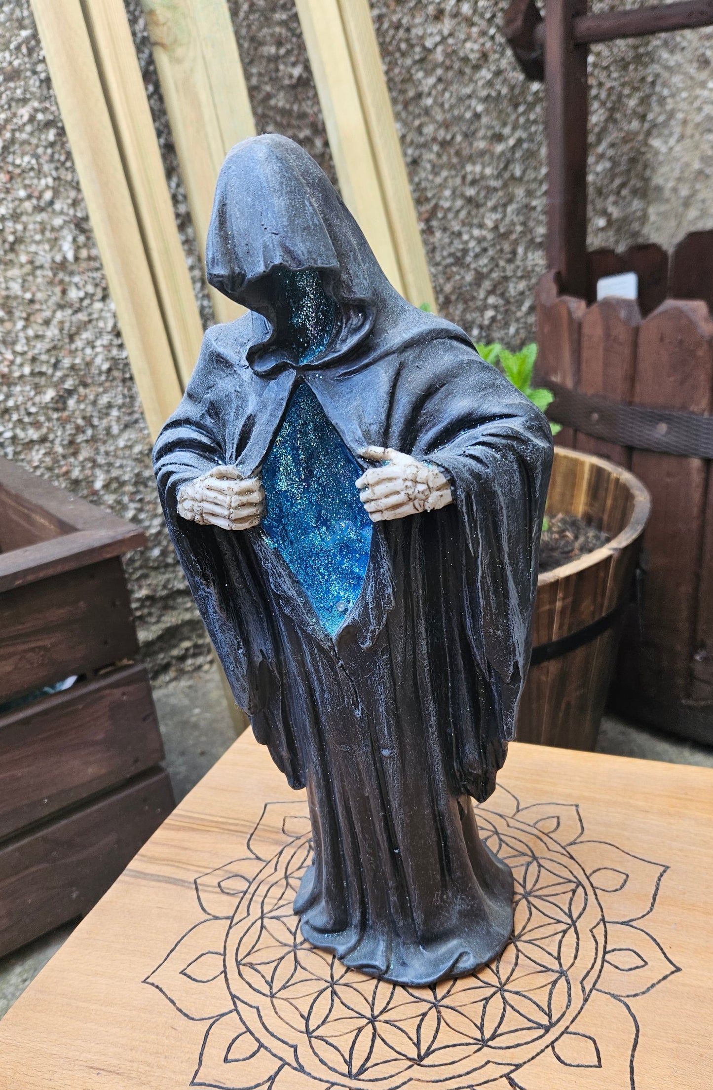 Death - LED Chest (Not its licensed name) - Nemesis Now - EX Display