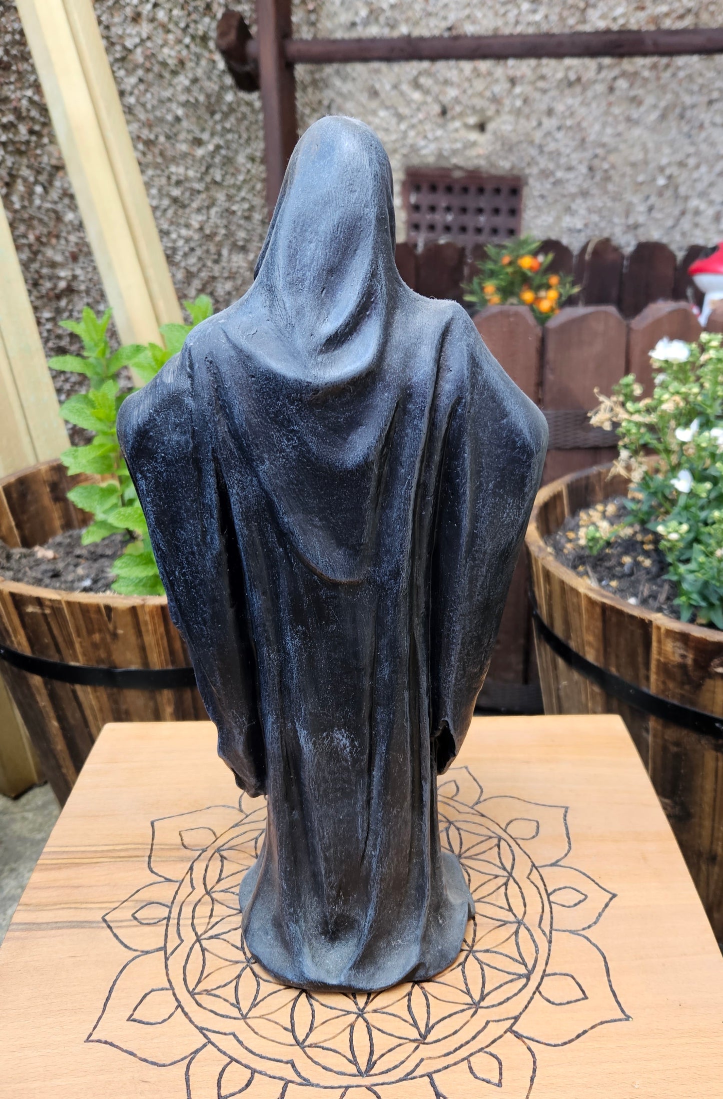 Death - LED Chest (Not its licensed name) - Nemesis Now - EX Display