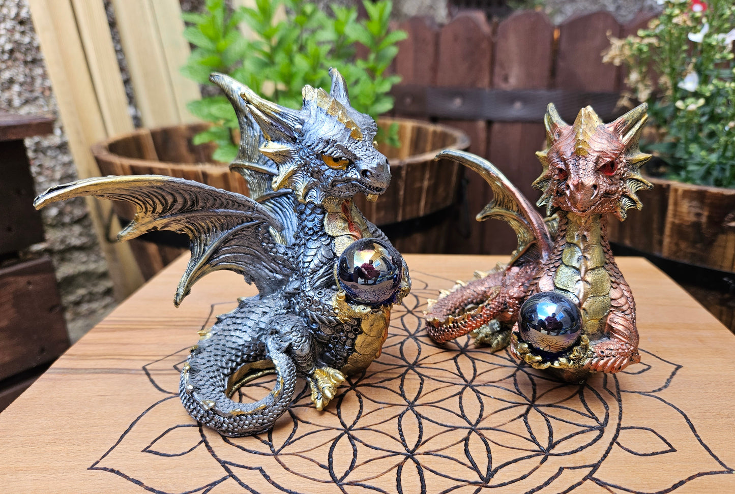 Orb Keeper Dragon - Blue (Not its licensed name) - Nemesis Now - EX Display (No Box)