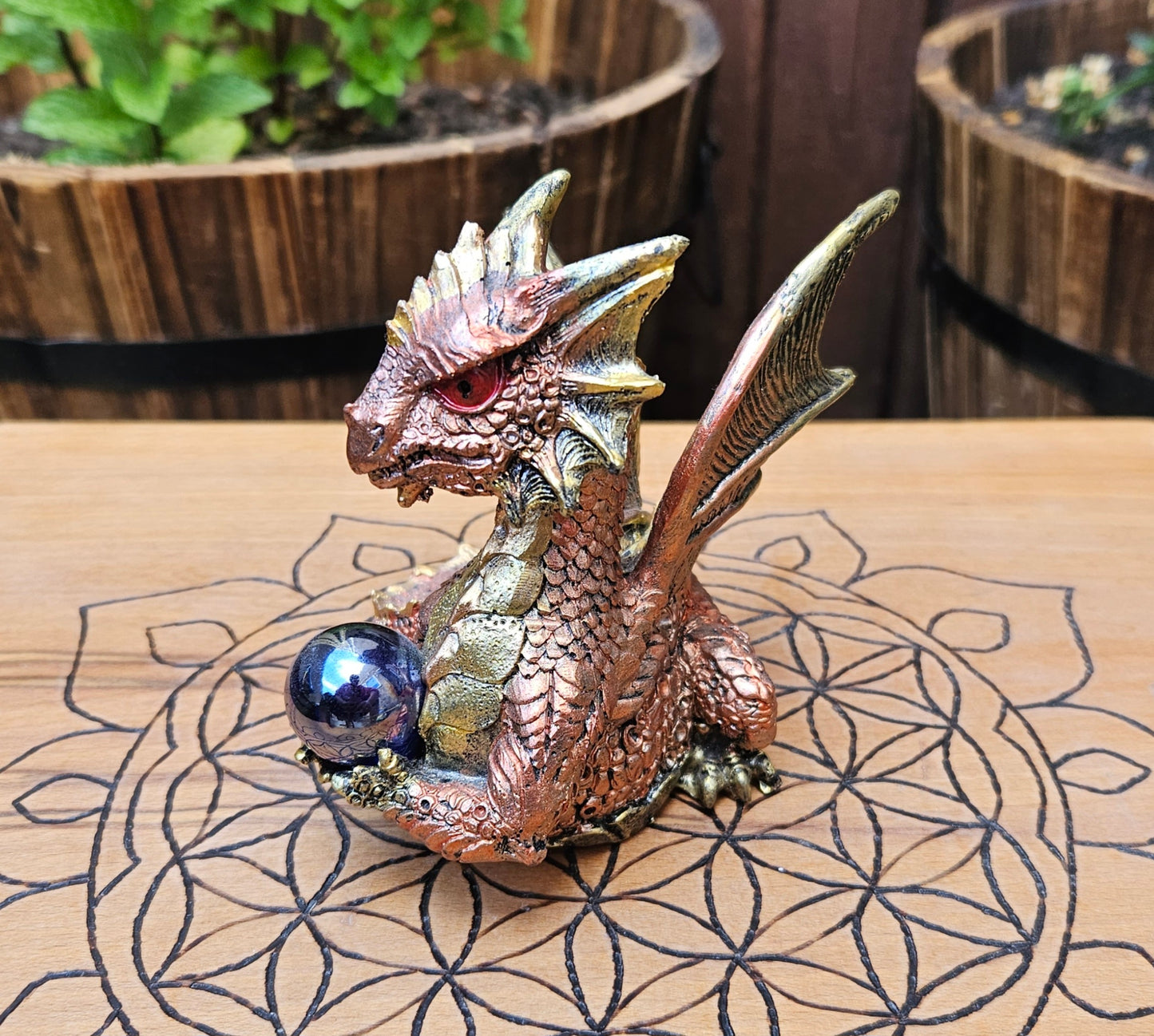 Orb Keeper Dragon - Red (Not its licensed name) - Nemesis Now - EX Display (No Box)