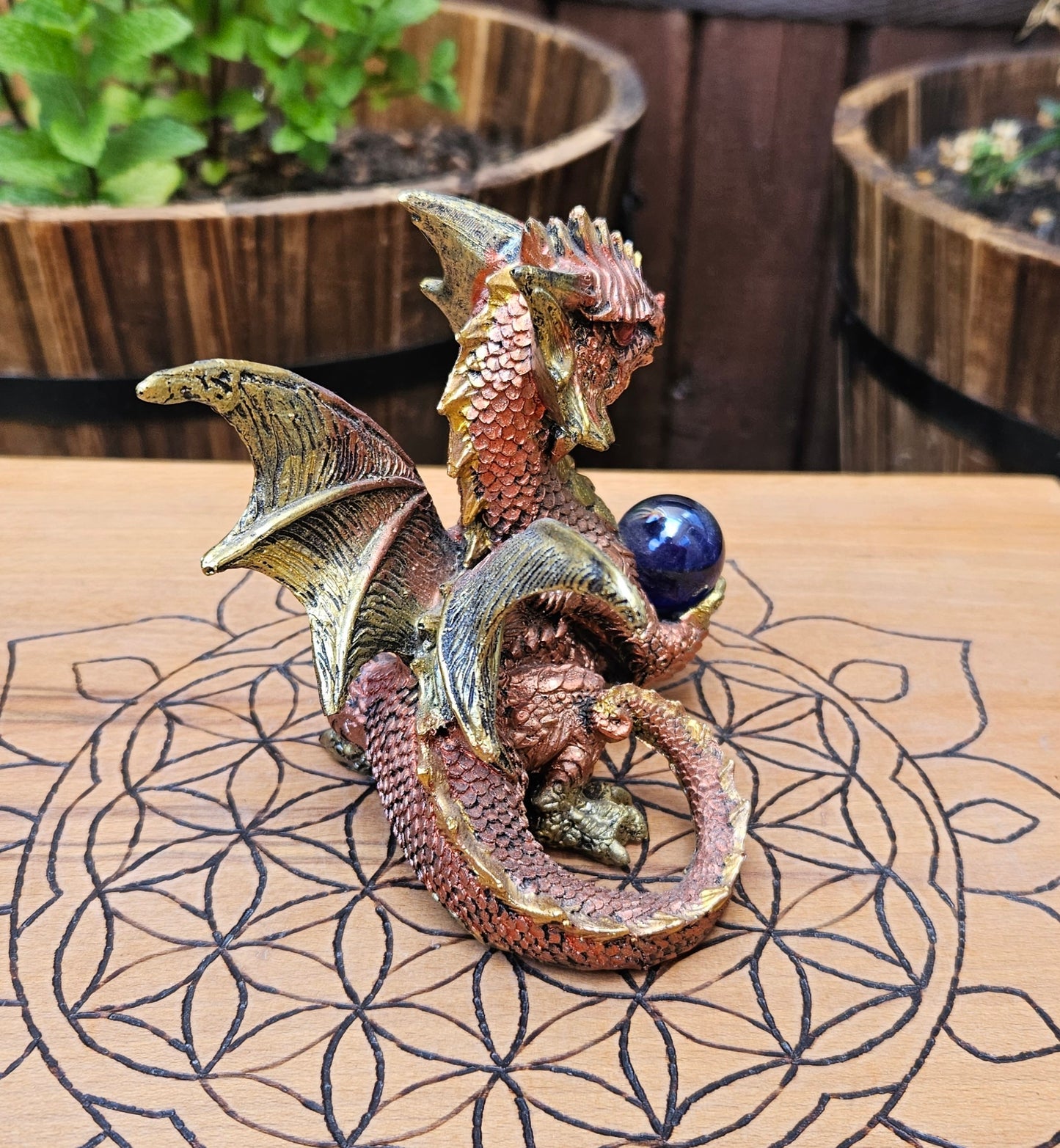 Orb Keeper Dragon - Red (Not its licensed name) - Nemesis Now - EX Display (No Box)