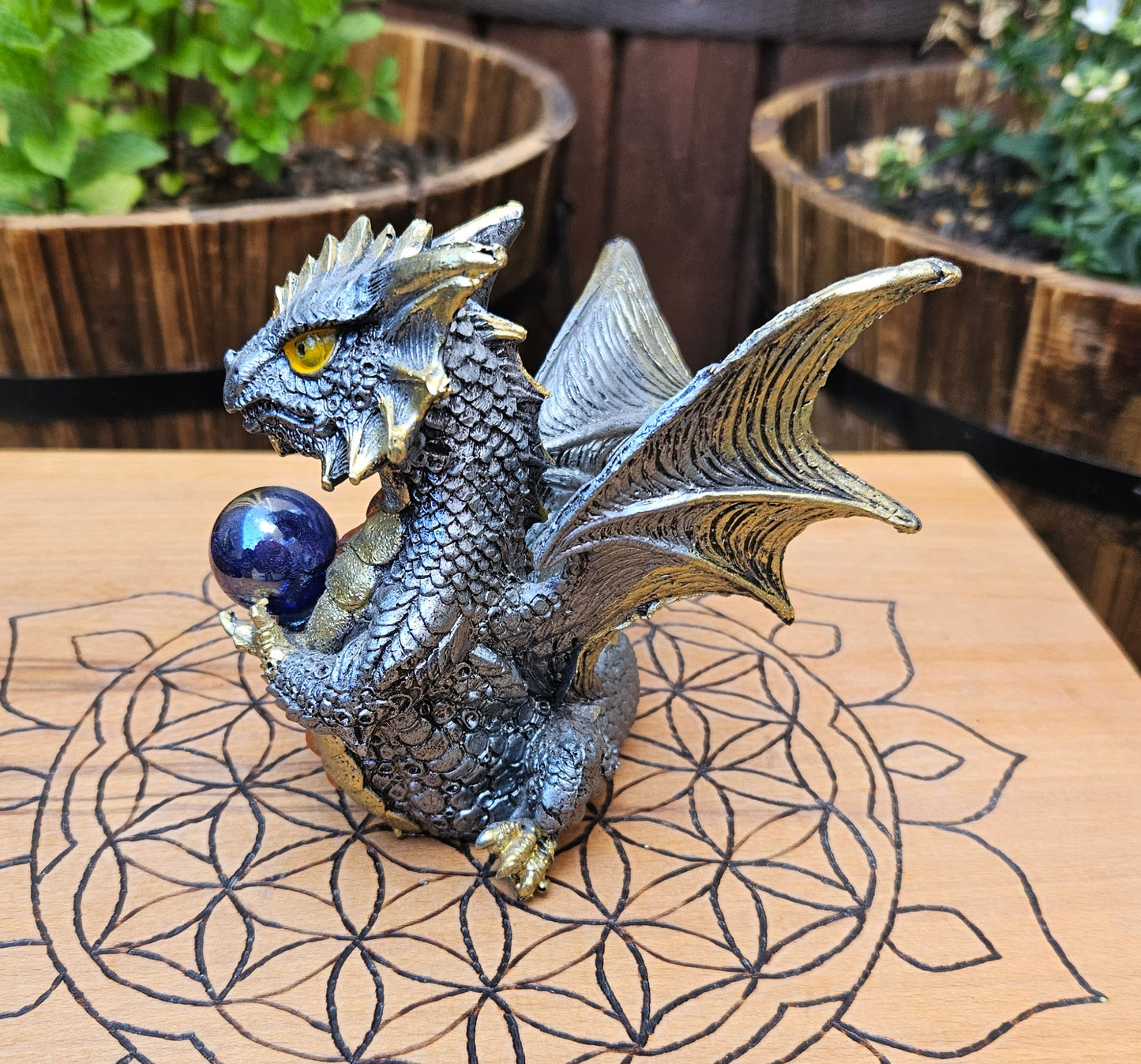 Orb Keeper Dragon - Blue (Not its licensed name) - Nemesis Now - EX Display (No Box)
