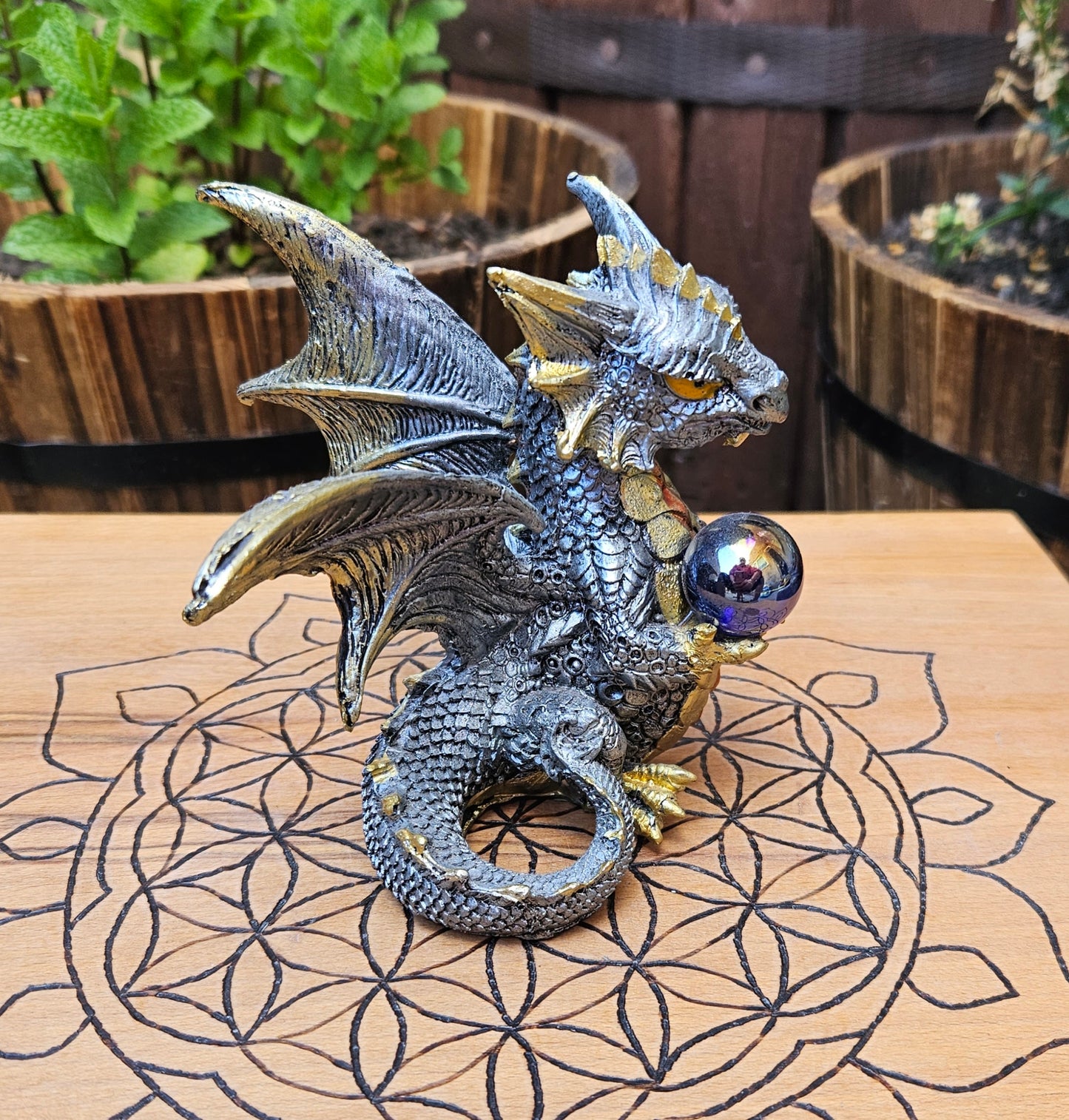 Orb Keeper Dragon - Blue (Not its licensed name) - Nemesis Now - EX Display (No Box)