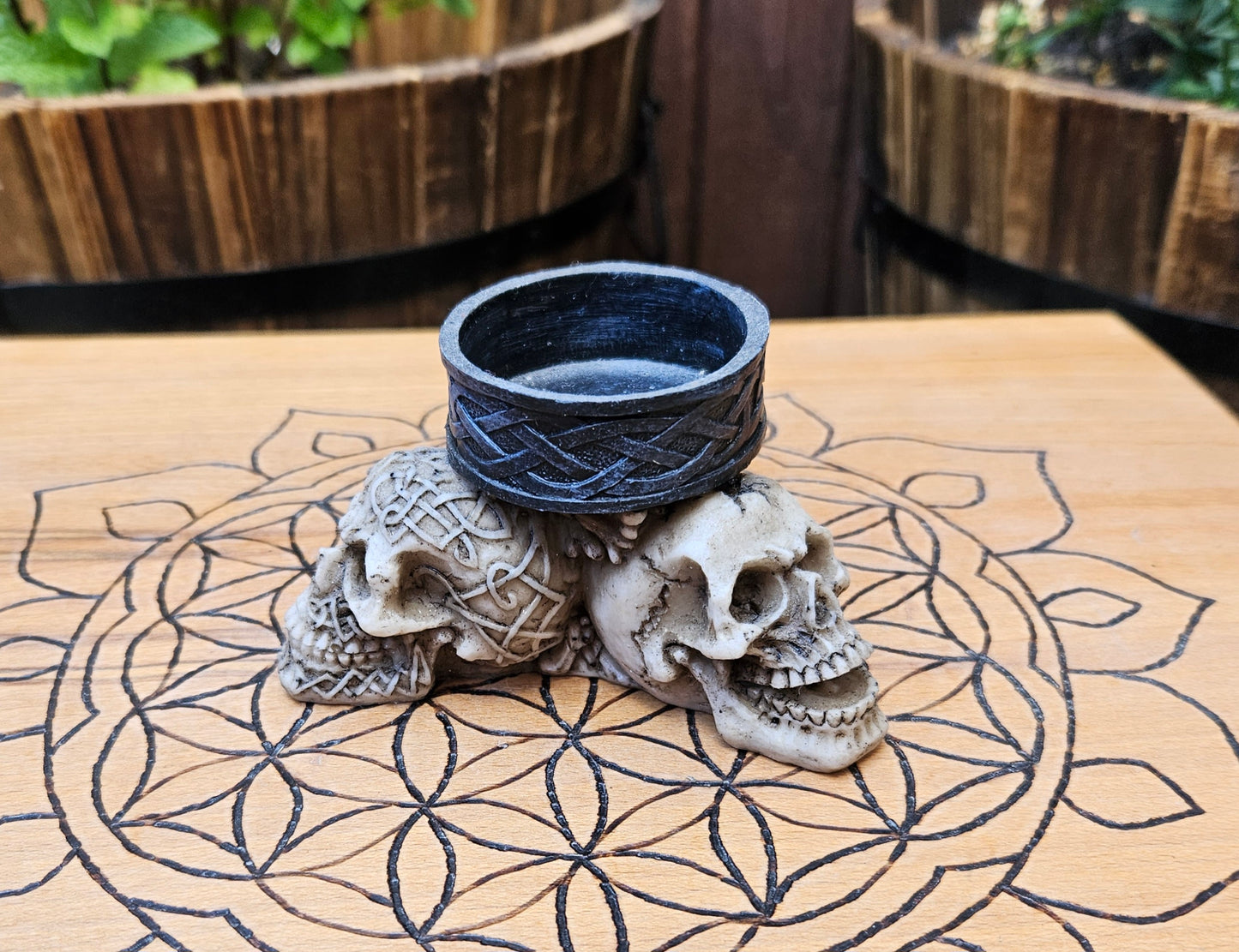 Skull Tealight Holder (Not its licensed name) - Nemesis Now - EX Display (No Box)