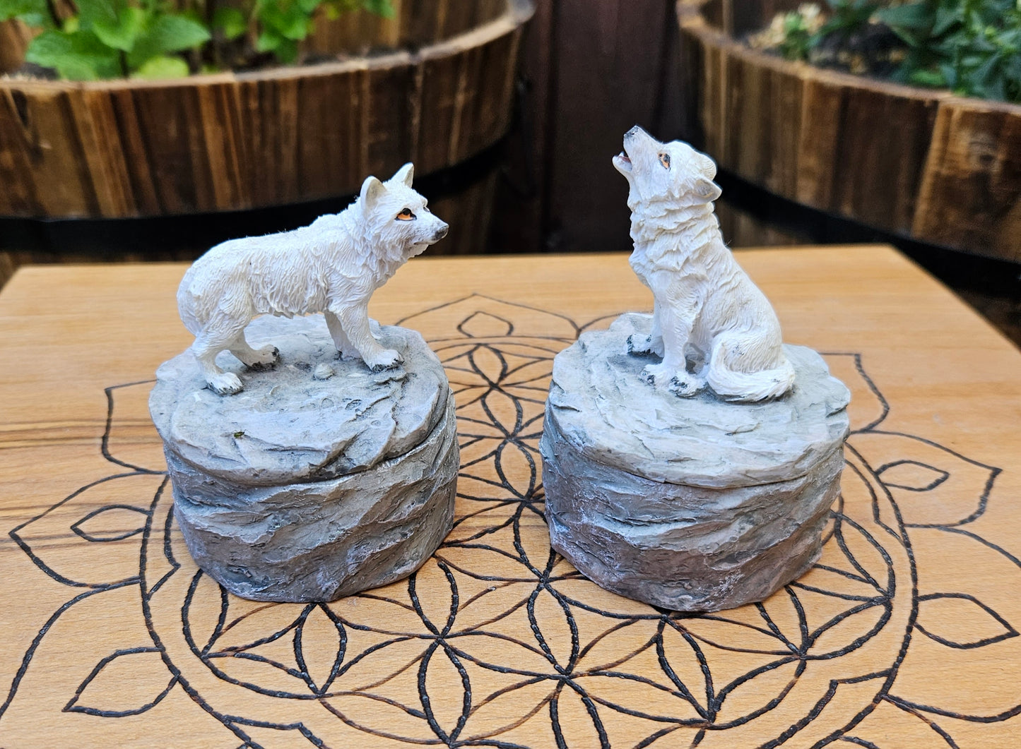 Wolf Trinket Box - Alert (Not its licensed name) - Nemesis Now - EX Display (No Box)