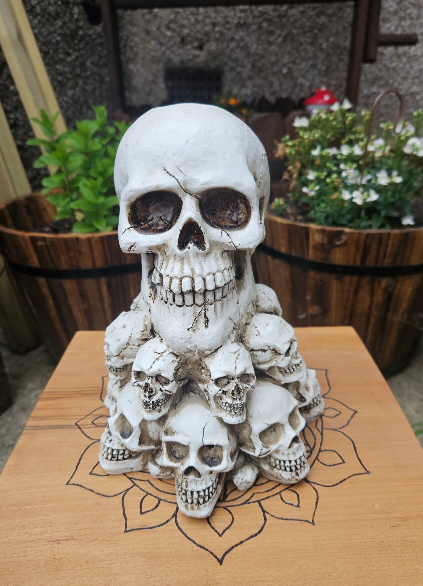Skull Stack Tealight Holder - EX Display (No Box)
