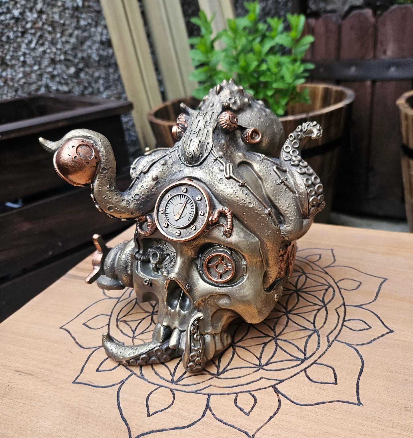 Davy Jones Skull (Not its licensed name) - Nemesis Now - EX Display (No Box)