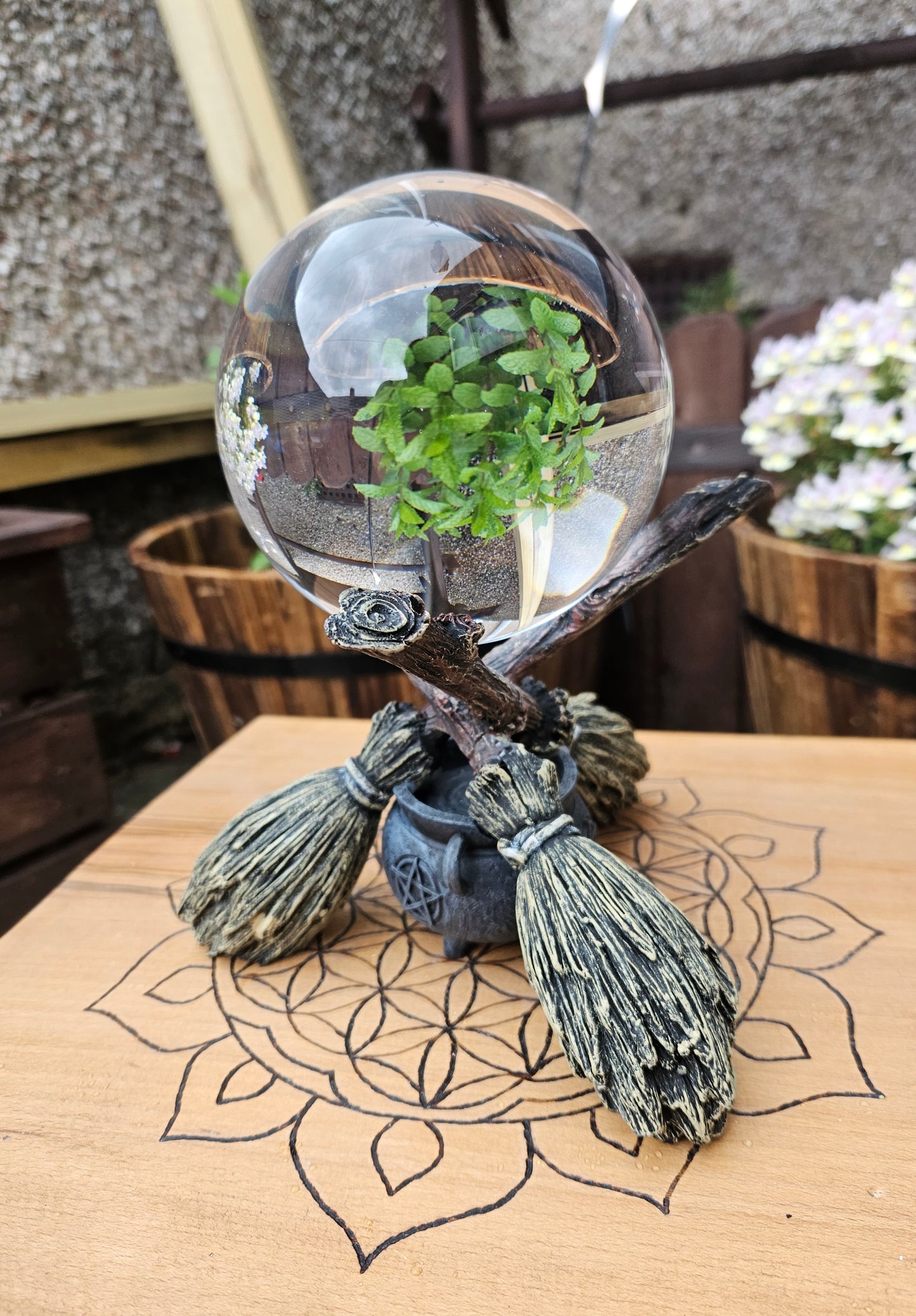 Nemesis Now ~ Three Broomsticks Crystal Ball Holder