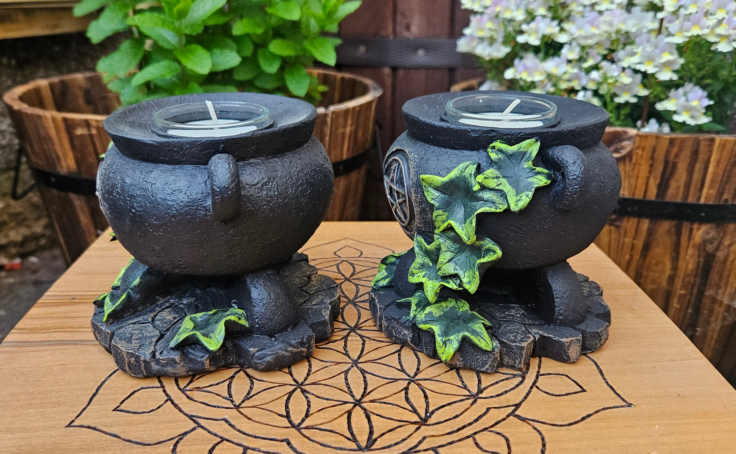 Nemesis Now ~ Ivy Cauldron Candle Holders (Pair)