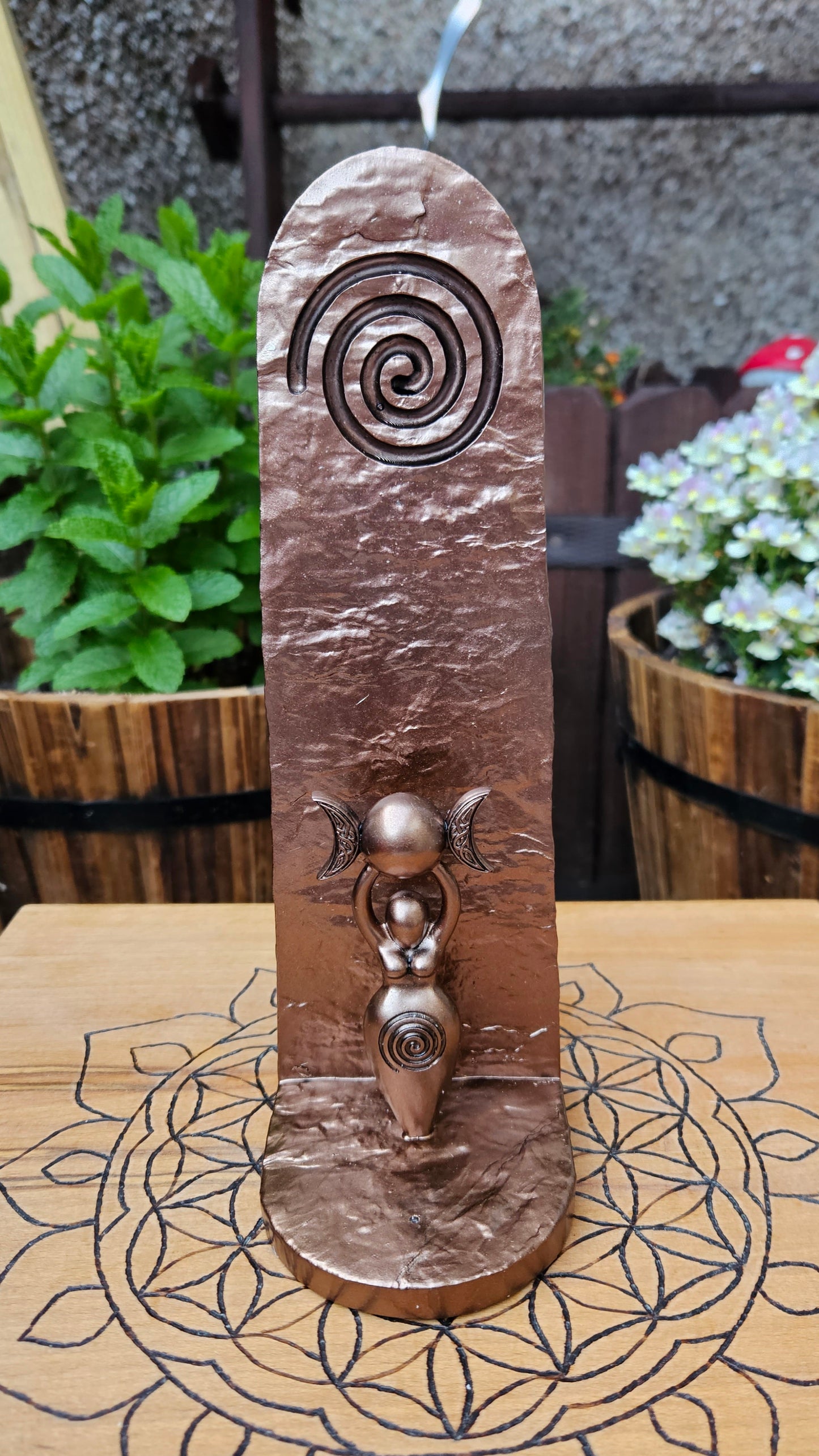 Nemesis Now ~ Spiral Goddess Incense Holder