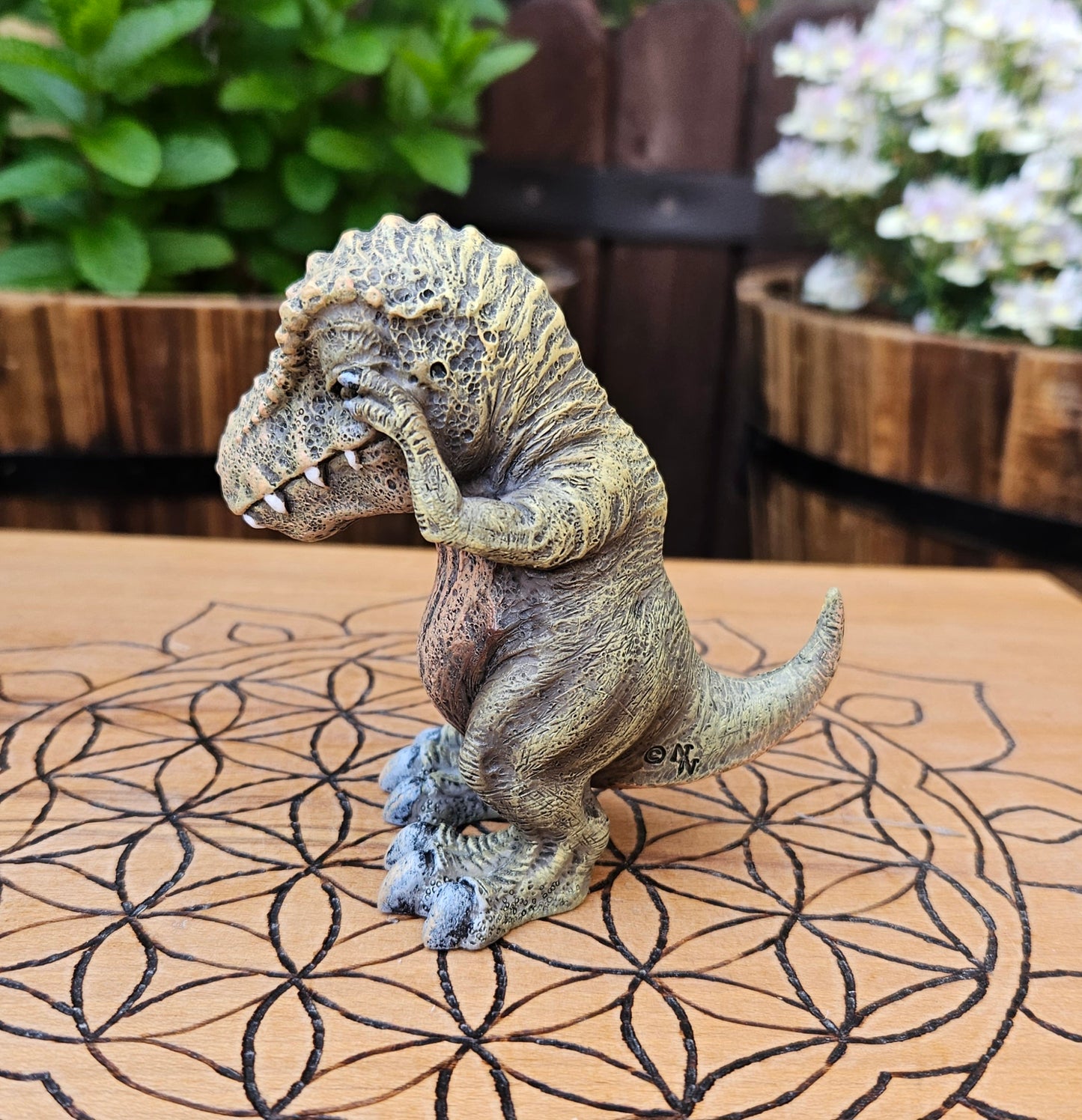 Nemesis Now ~ 3 Wise Dinosaurs