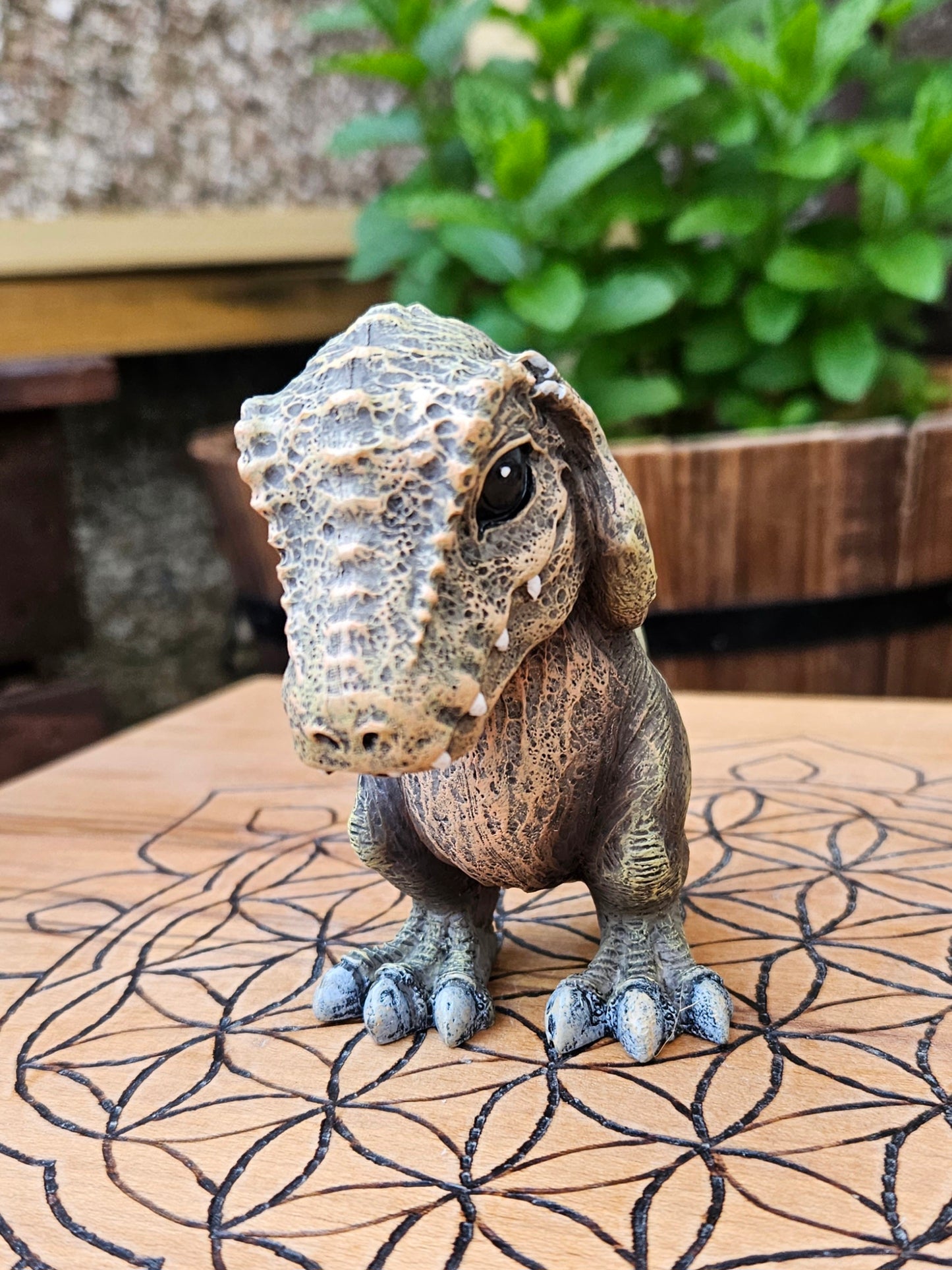 Nemesis Now ~ 3 Wise Dinosaurs