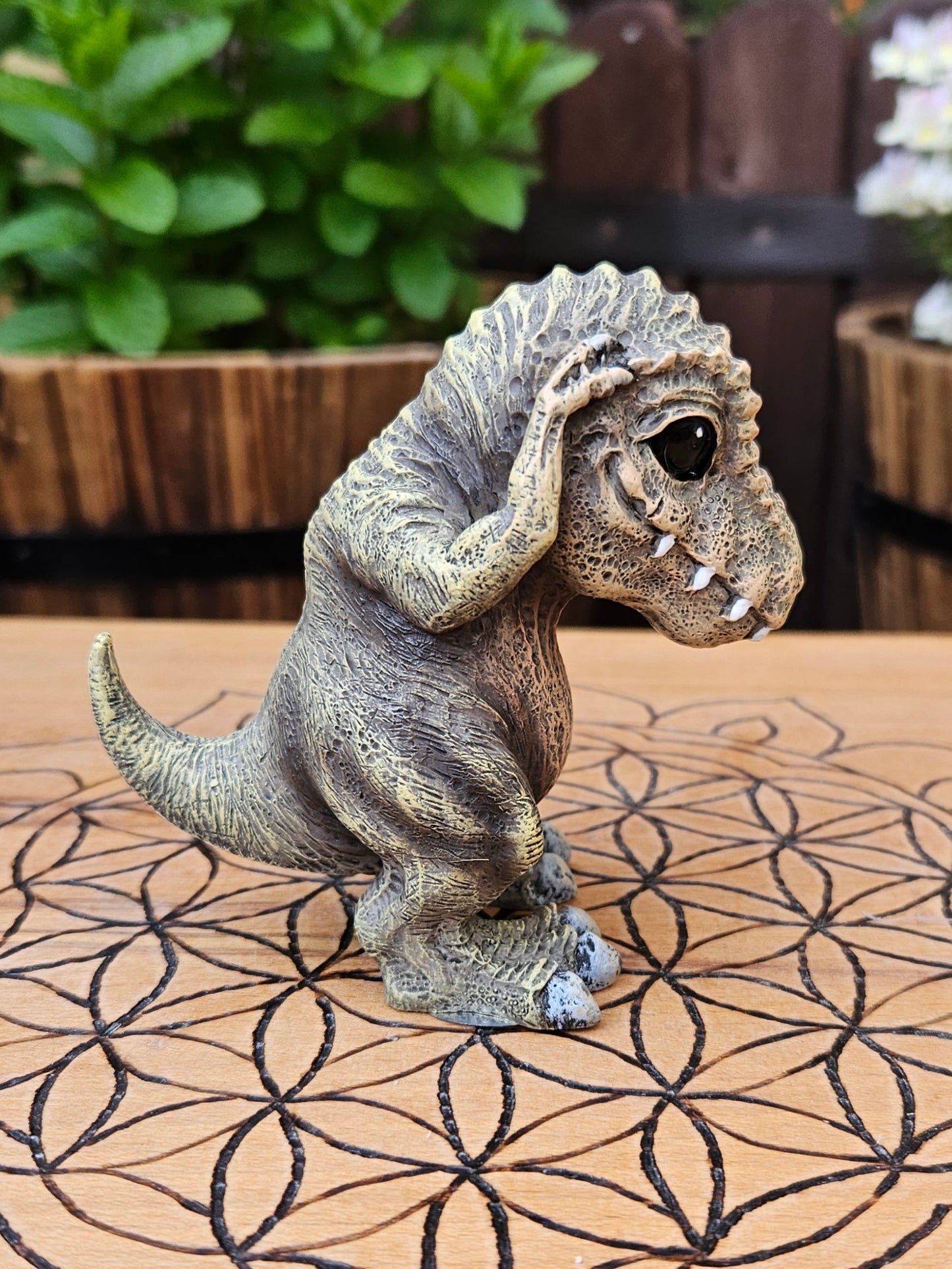 Nemesis Now ~ 3 Wise Dinosaurs