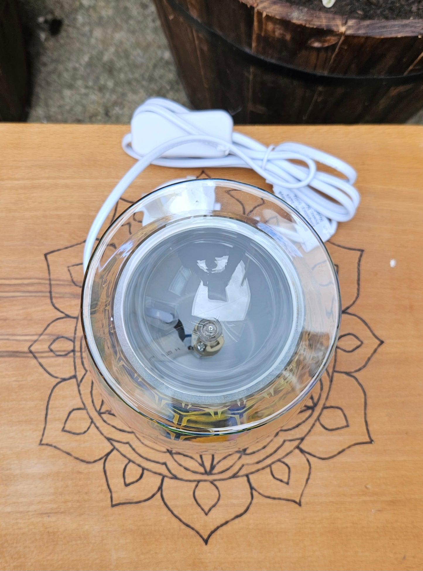 #KUC027 Holographic Oil Burner