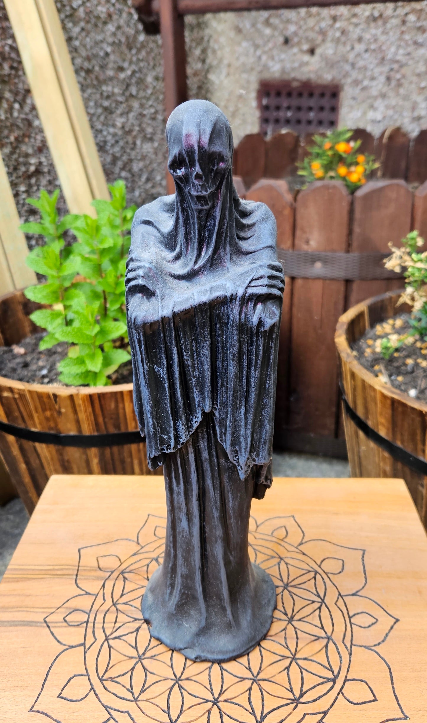 Haunting Visage - Nemesis Now - EX Display (No Box)