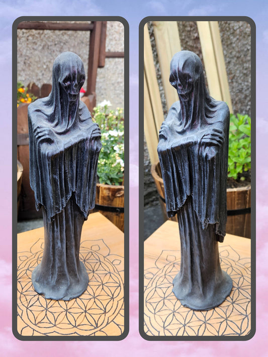 Haunting Visage - Nemesis Now - EX Display (No Box)