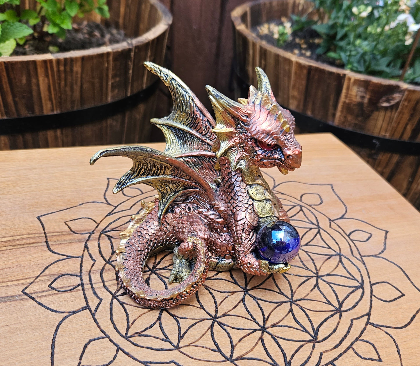 Orb Keeper Dragon - Red (Not its licensed name) - Nemesis Now - EX Display (No Box)