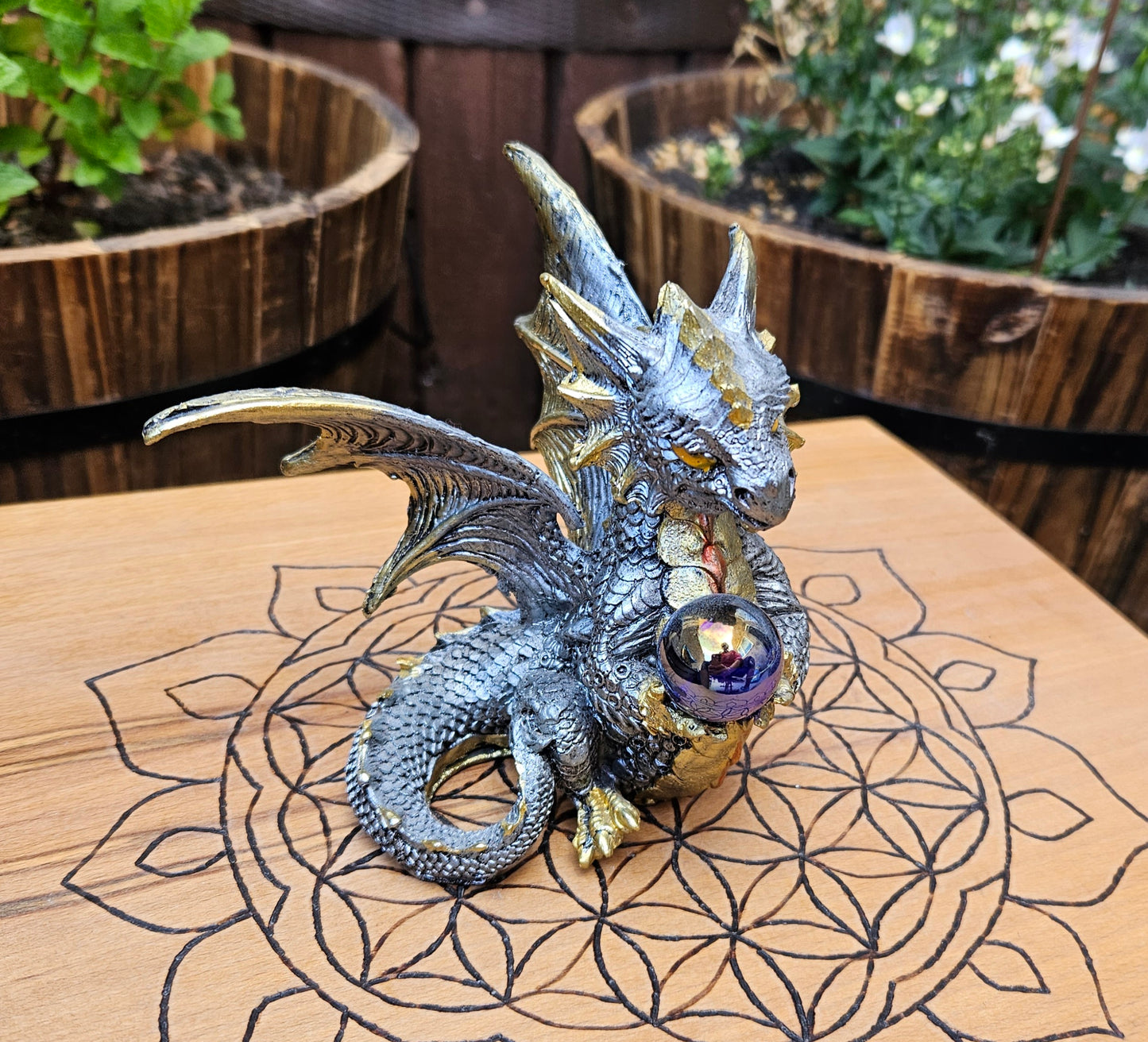 Orb Keeper Dragon - Blue (Not its licensed name) - Nemesis Now - EX Display (No Box)